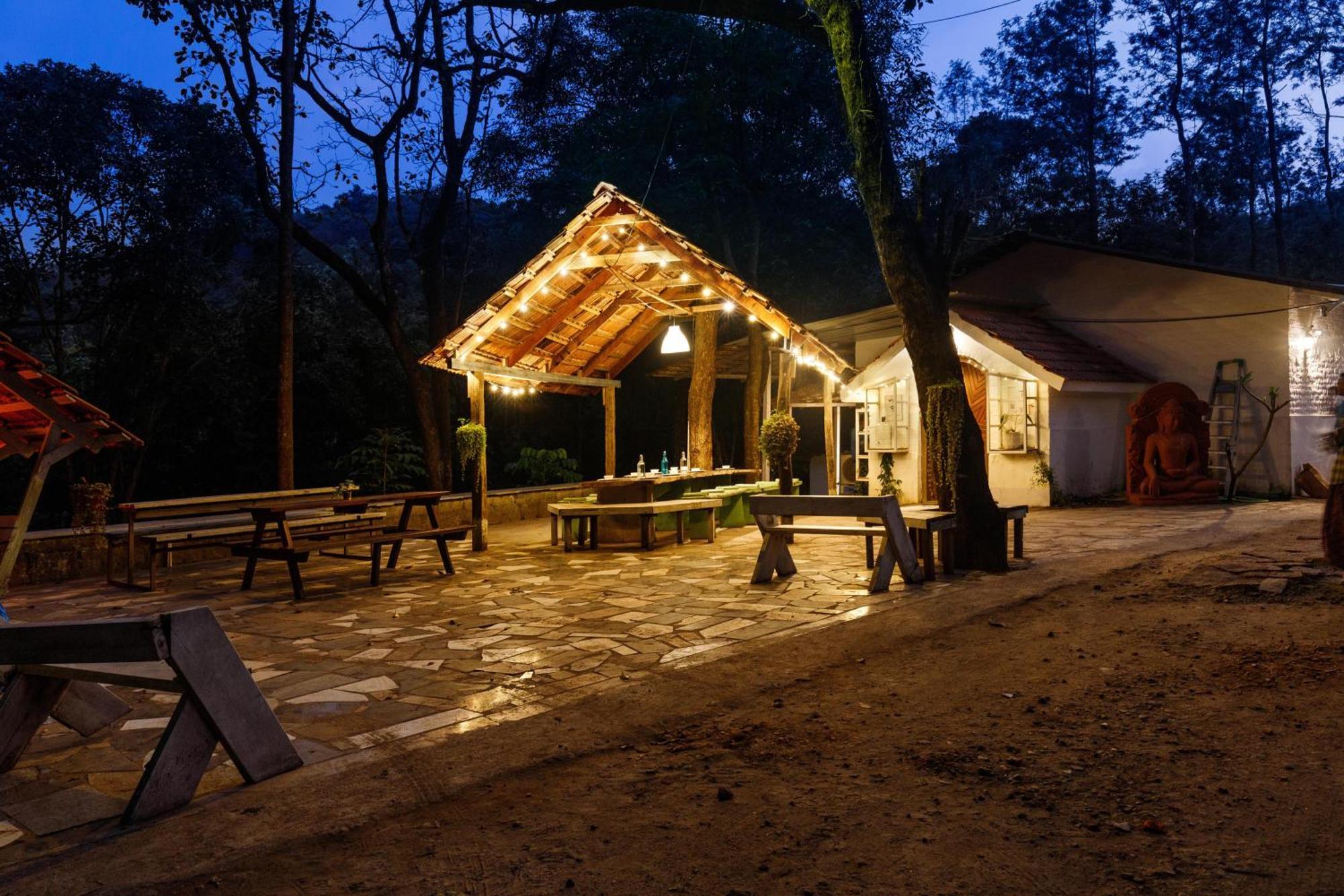 Homestay Jungle By Bilwa Estate Sanivarsante